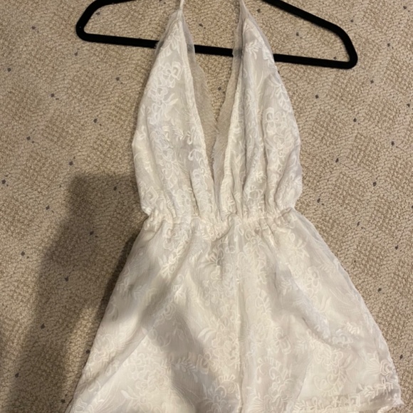 Kendall & Kylie White Lace Halter Romper - Picture 2 of 3
